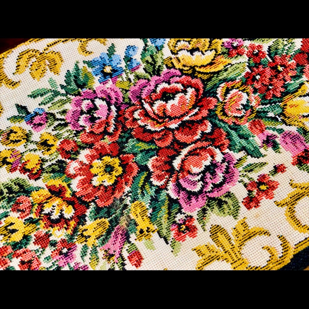 Vintage Hand Cross Stitched Tapestry Floral Hinged Clutch Handbag 9x6”
